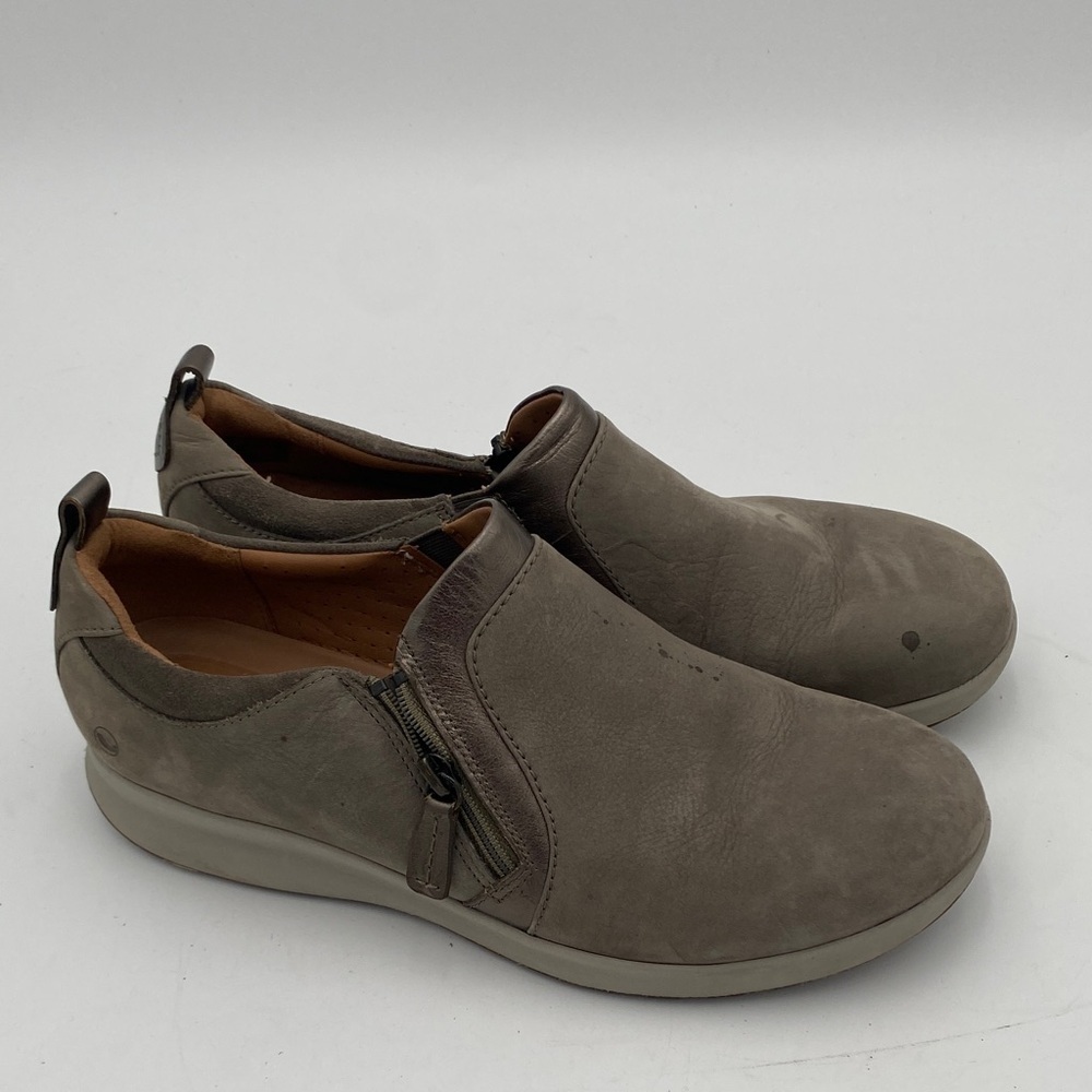 Clarks women Gray Slip-On Loafers women 10 leather casual office comfort